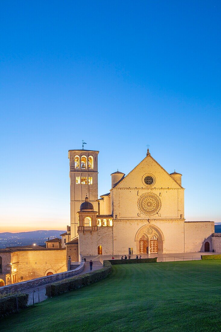 Basilica of San Francesco, UNESCO World Heritage Site, Assisi, Perugia, Umbria, Italy, Europe