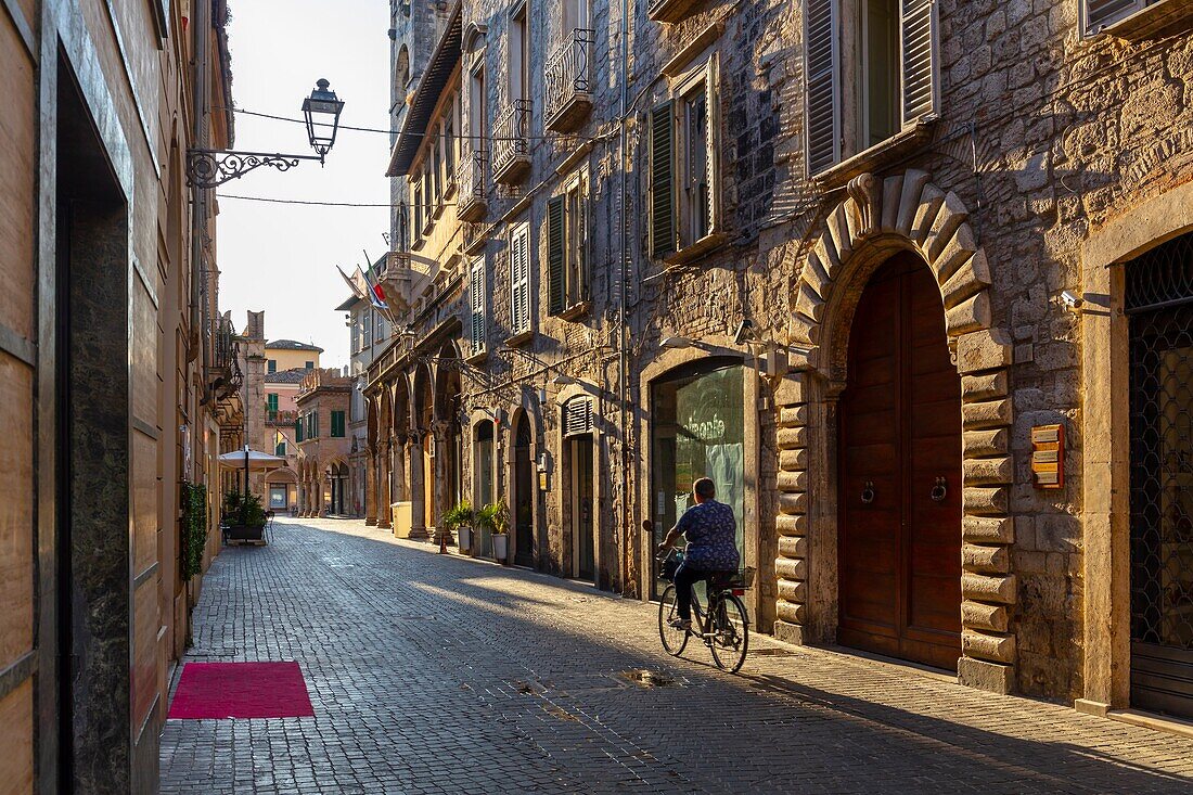 Corso Giuseppe Mazzini, Ascoli Piceno, Marken, Italien, Europa