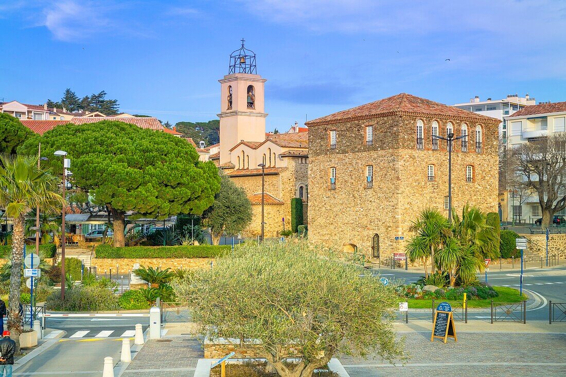 Sainte-Maxime church and Fort Carre, Sainte-Maxime, Provence-Alpes-Cote d'Azur, France, Mediterranean, Europe