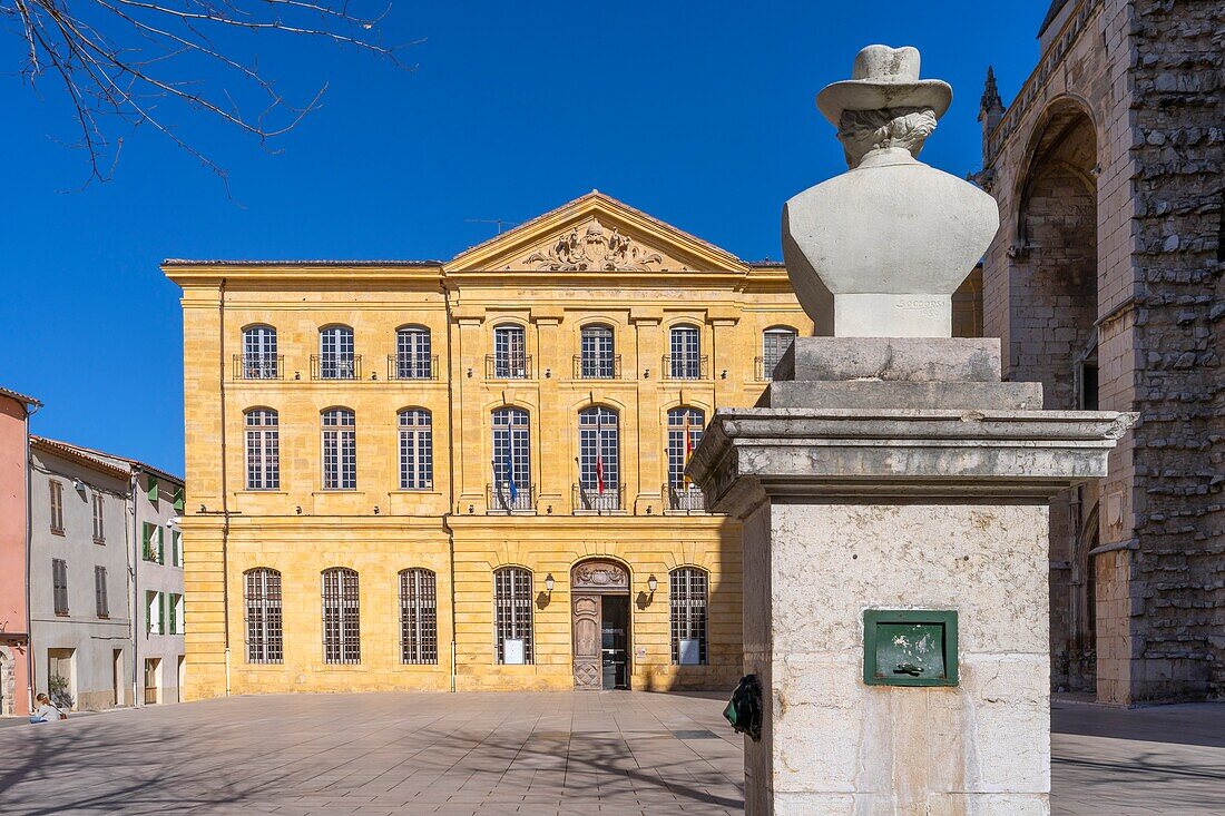 City Hall, Saint-Maximin-la-Sainte-Baume, Provence-Alpes-Cote d'Azur, France, Europe