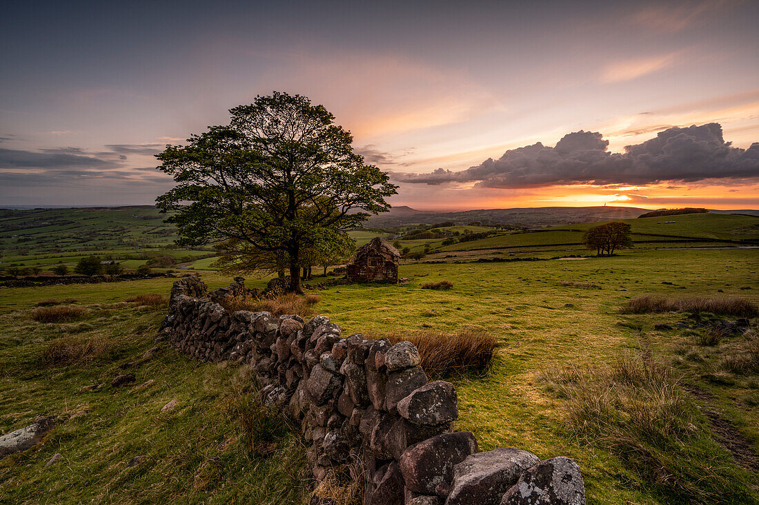 Roach End at sunset, The Roaches, Peak District, Staffordshire, England, United Kingdom, Europe