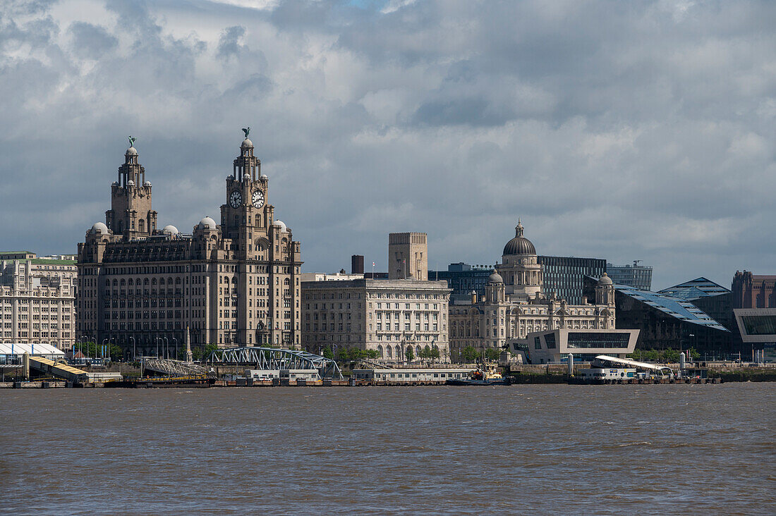Die drei Grazien an der Liverpool Waterfront, Liverpool, Merseyside, England, Vereinigtes Königreich, Europa