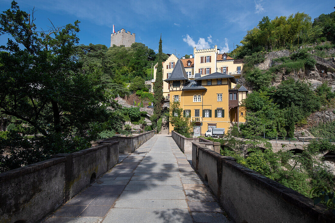 Ponte Romano, Villa Lolanda, Pulverturm, Meran, Südtirol, Alto Adige, Italien