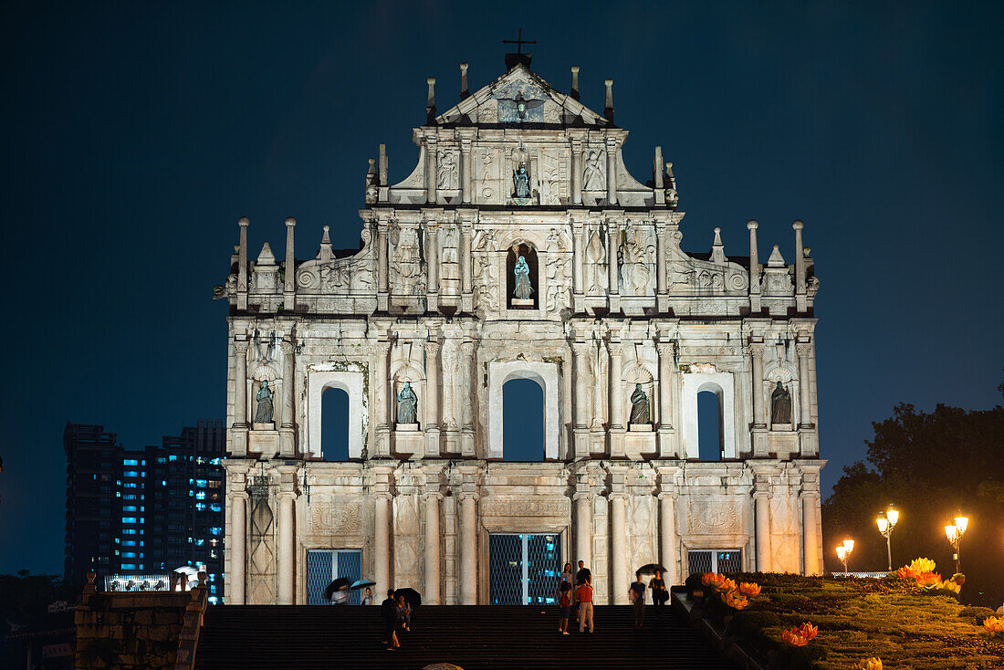 Blick auf die Ruinen von Saint Paul bei Nacht, Macao