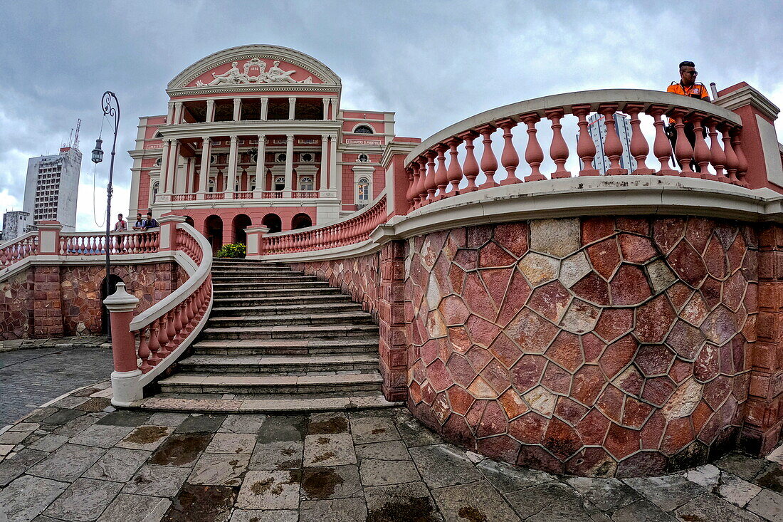 Front view of the Teatro Amazonas opera house, Manaus, Amazon, Brazil, South America