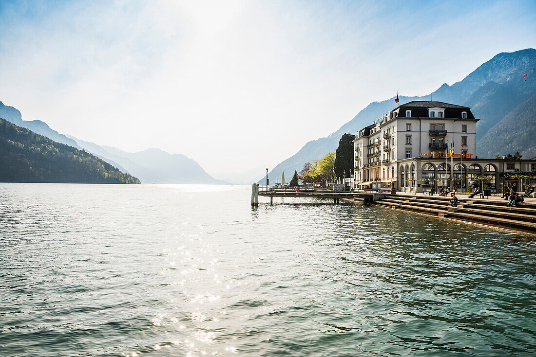 Hotel am See, Seehotel Waldstätterhof, Brunnen, Vierwaldstättersee, Kanton Schwyz, Schweiz