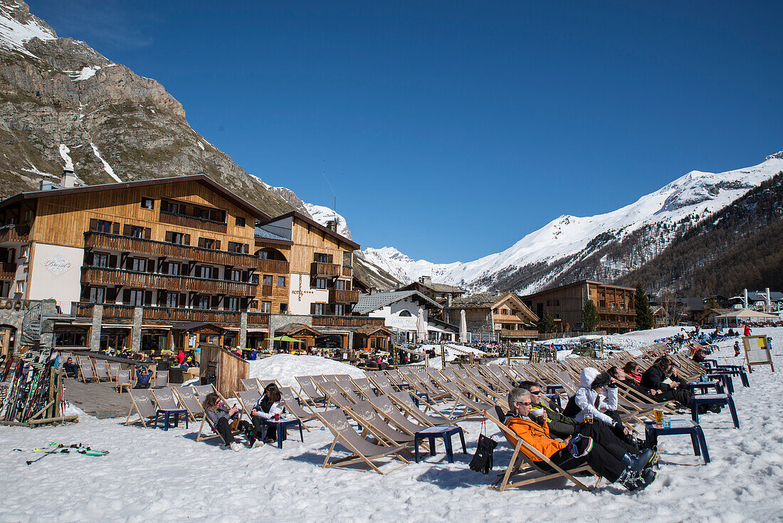 Hotels, bars and restaurants, Val D'Isere, Savoie, French Alps, France, Europe