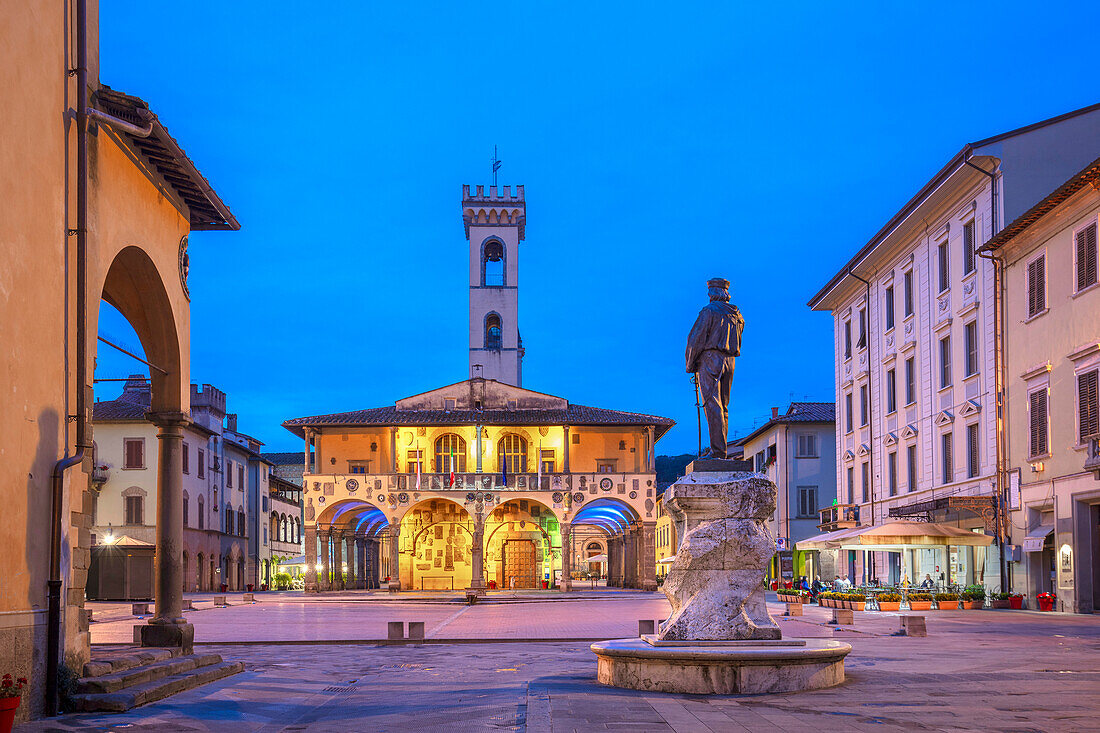 Palazzo d'Arnolfo, Piazza Cavour, San Giovanni Valdarno, Tuscany, Italy, Europe