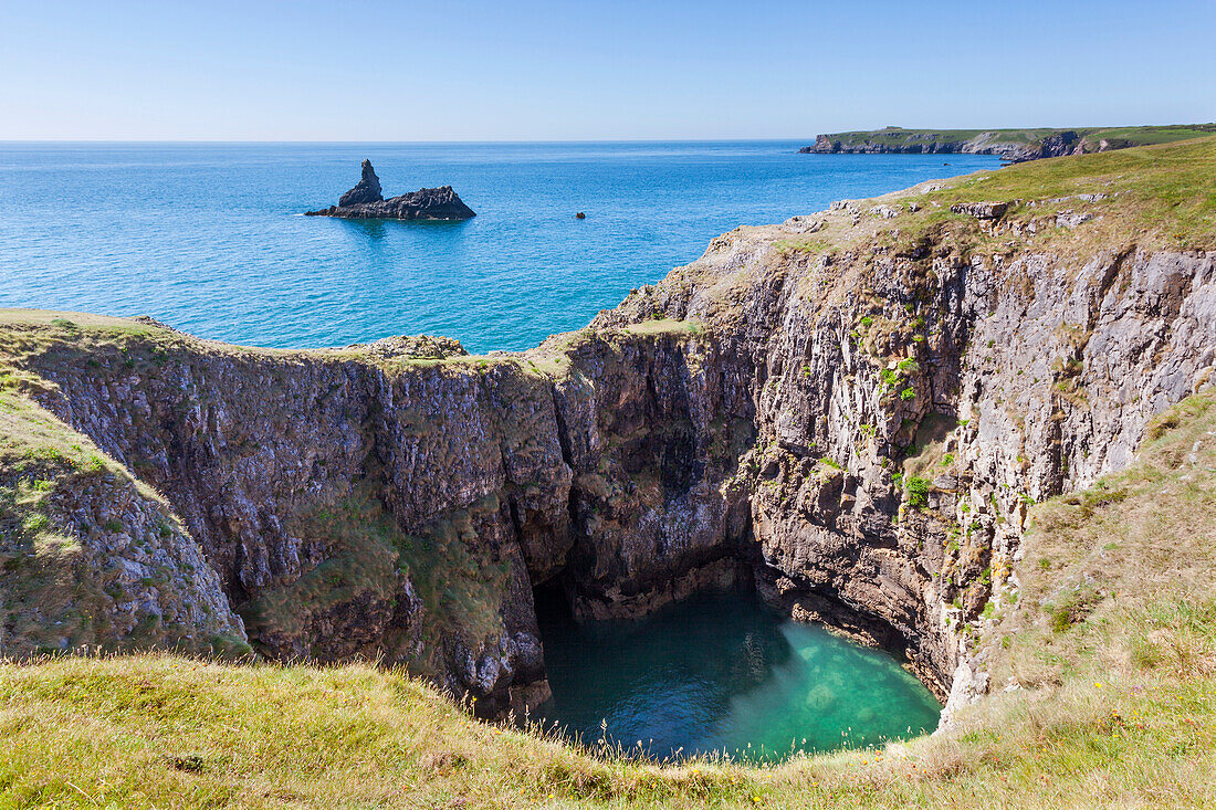 Church Rock, Bosherton, Pembrokeshire, Wales, Vereinigtes Königreich, Europa