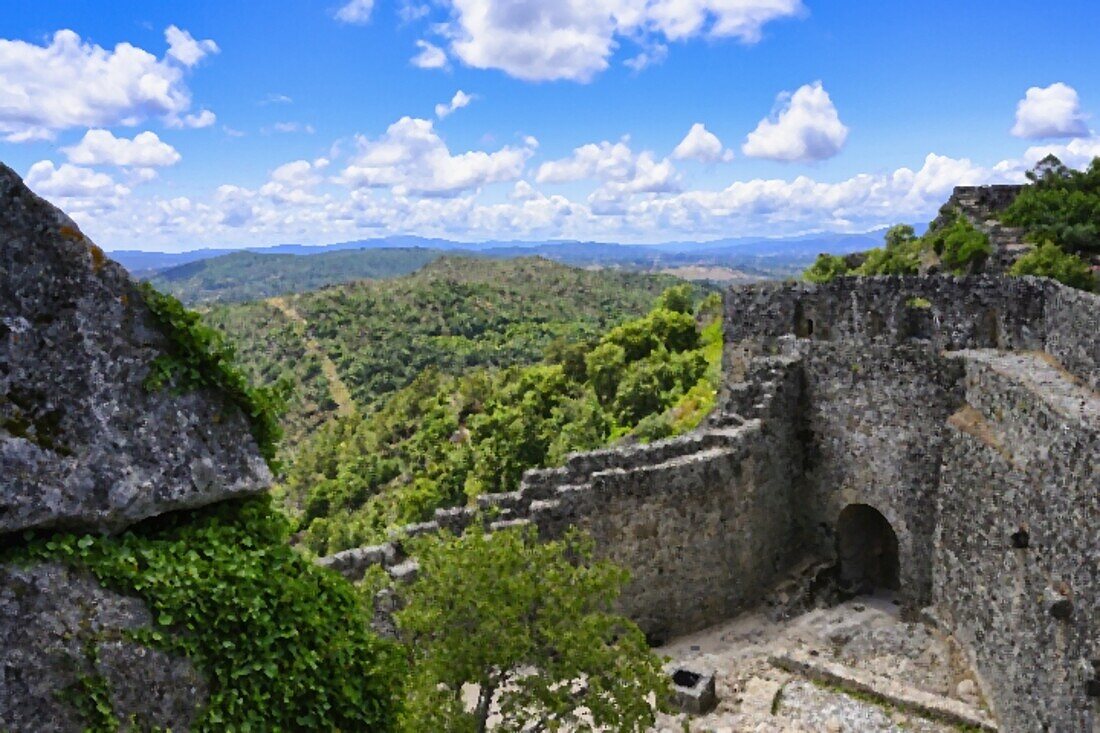 Castle courtyard, Sortelha, Serra da Estrela, Beira Alta, Centro, Portugal, Europe