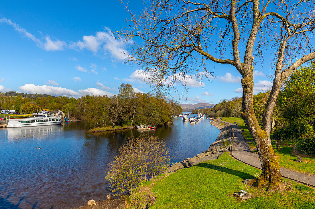 Balloch, Fluss Leven, Loch Lomond, Schottland, Vereinigtes Königreich, Europa