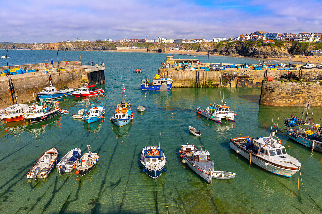 Kleine Fischerboote, Hafen von Newquay, Newquay, Cornwall, England, Vereinigtes Königreich, Europa