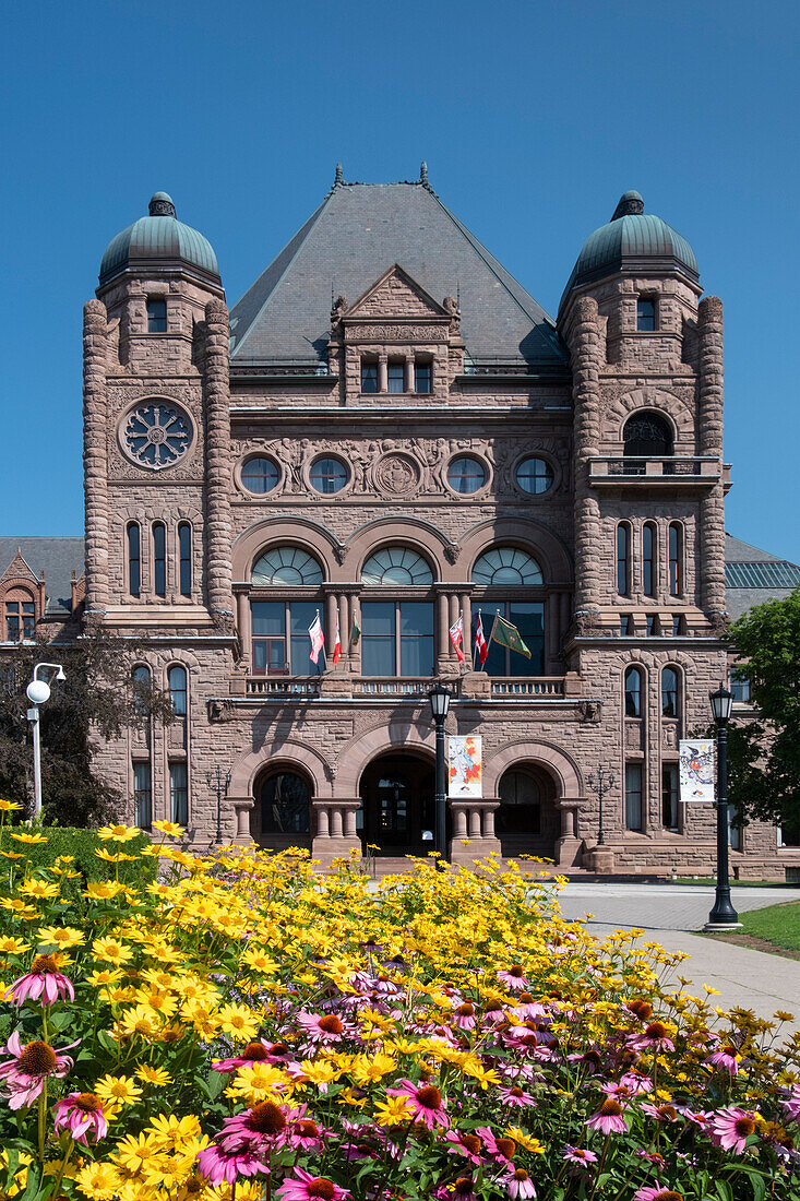 Queen's Park Legislative Assembly of Ontario Building in summer, Queens Park, Toronto, Ontario, Canada, North America