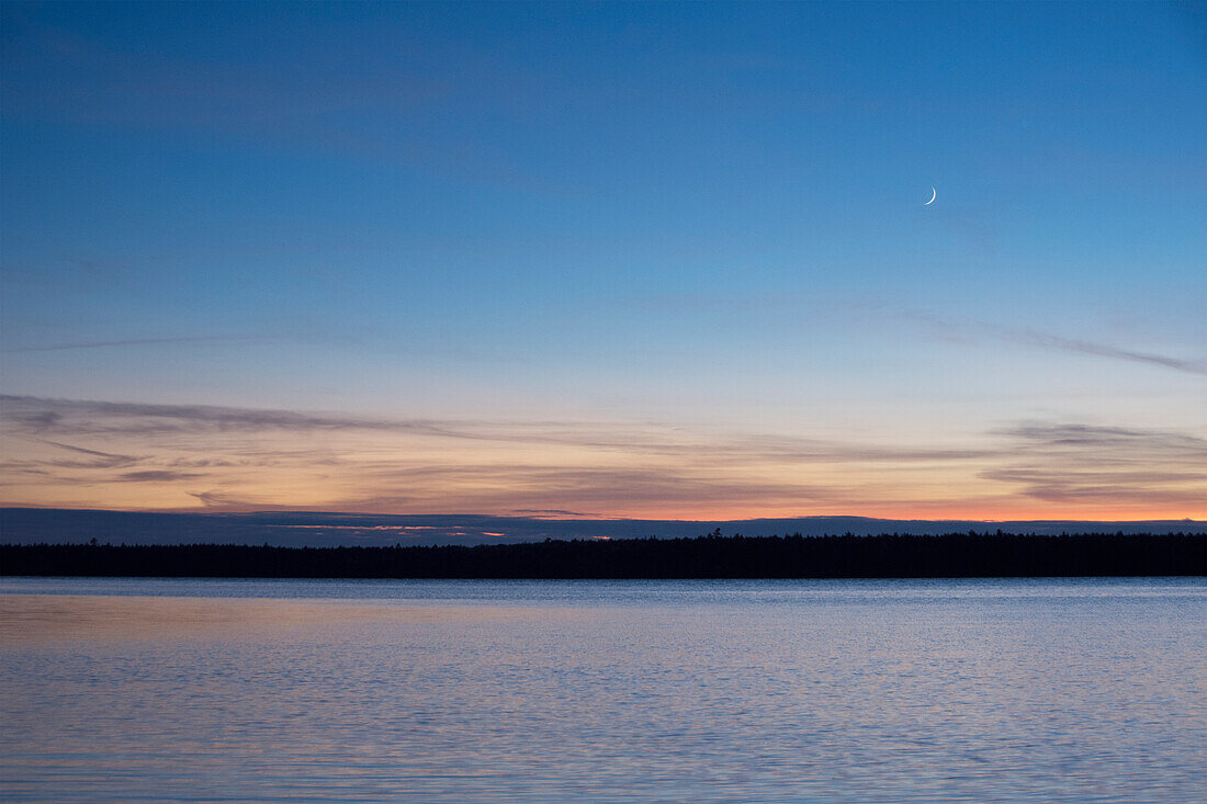 USA, Maine, Cooper, Sonnenuntergang am Cathance Lake