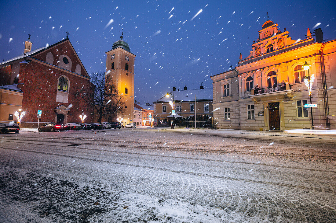 Poland, Subcarpathia, Rzeszow, Old town at dusk in winter