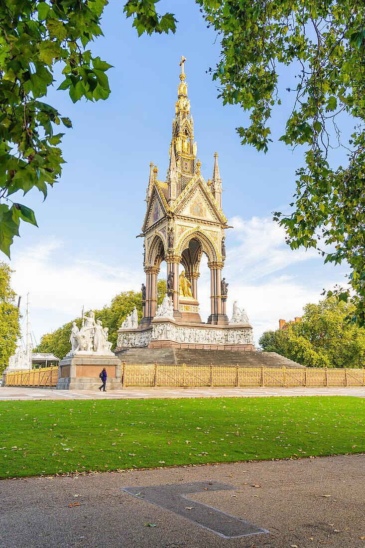 Prince Albert Memorial, Kensington Gardens, London, England, United Kingdom, Europe