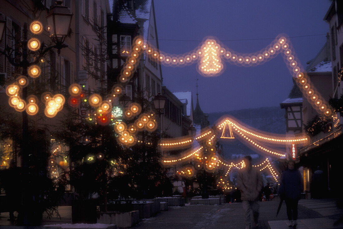 EU, France, Alsace, Saverne. Christmas market lights