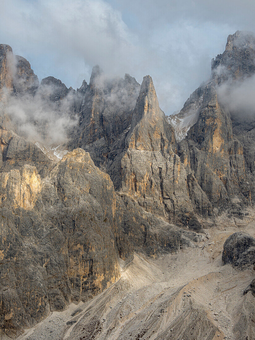 Peaks towering over Val Venegia seen from Passo Costazza. Pale di San Martino in the Dolomites of Trentino. Pala is part of the UNESCO World Heritage Site, Dolomites, Italy.