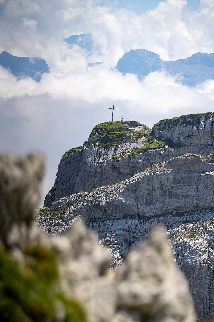 View of the Matthorn with the summit cross