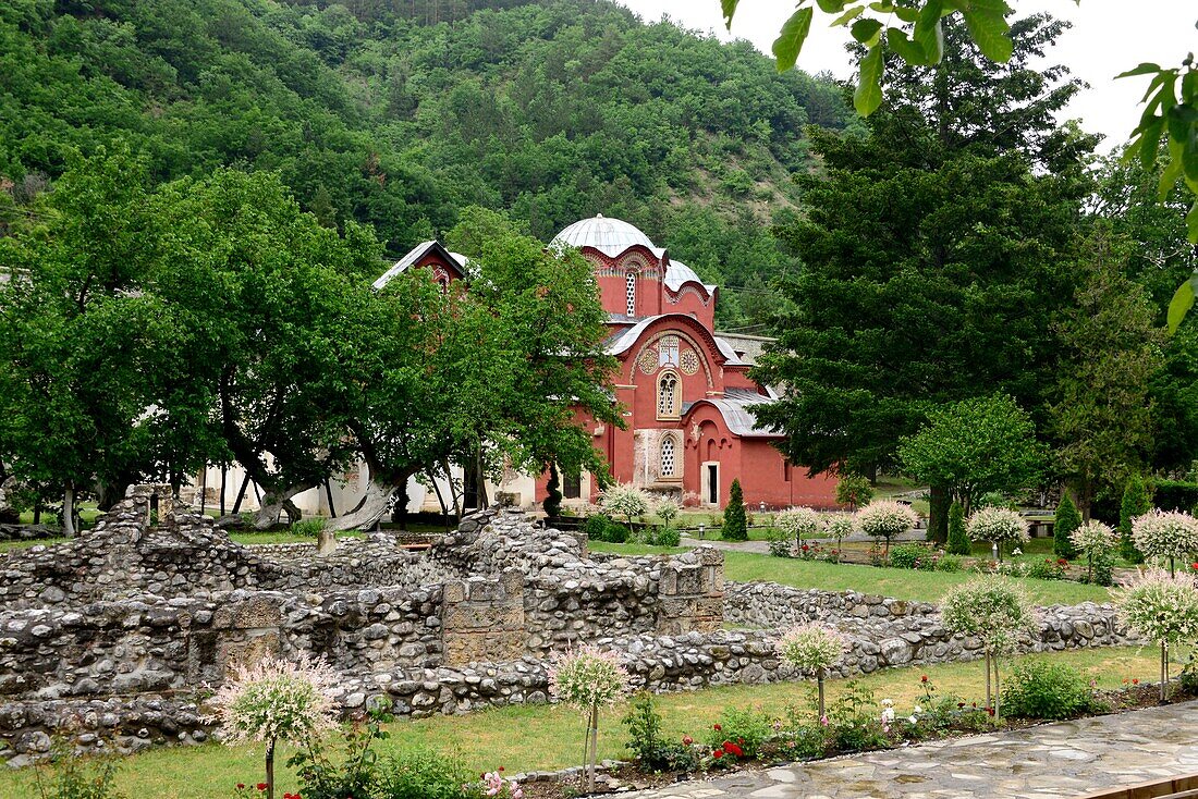 Frauenklloster Patriarchat von Pec, UNESCO-Weltkulturerbe, bei Peje, West-Kosovo