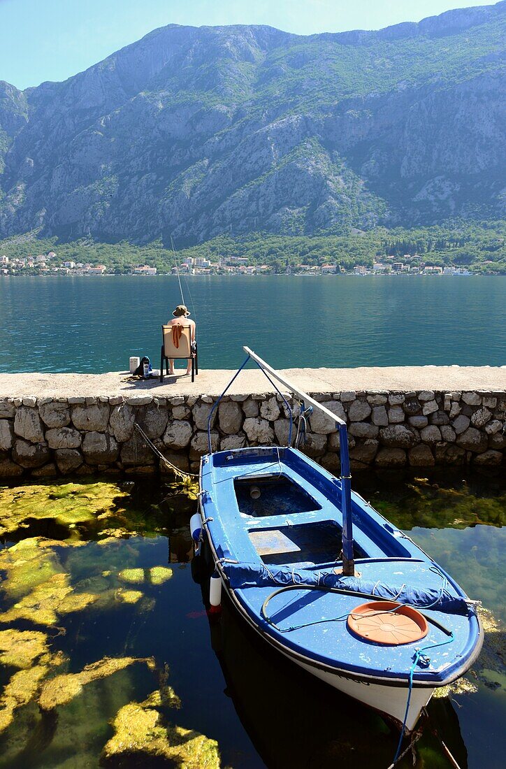 Bei Prcanj, innere Bucht von Kotor, Montenegro