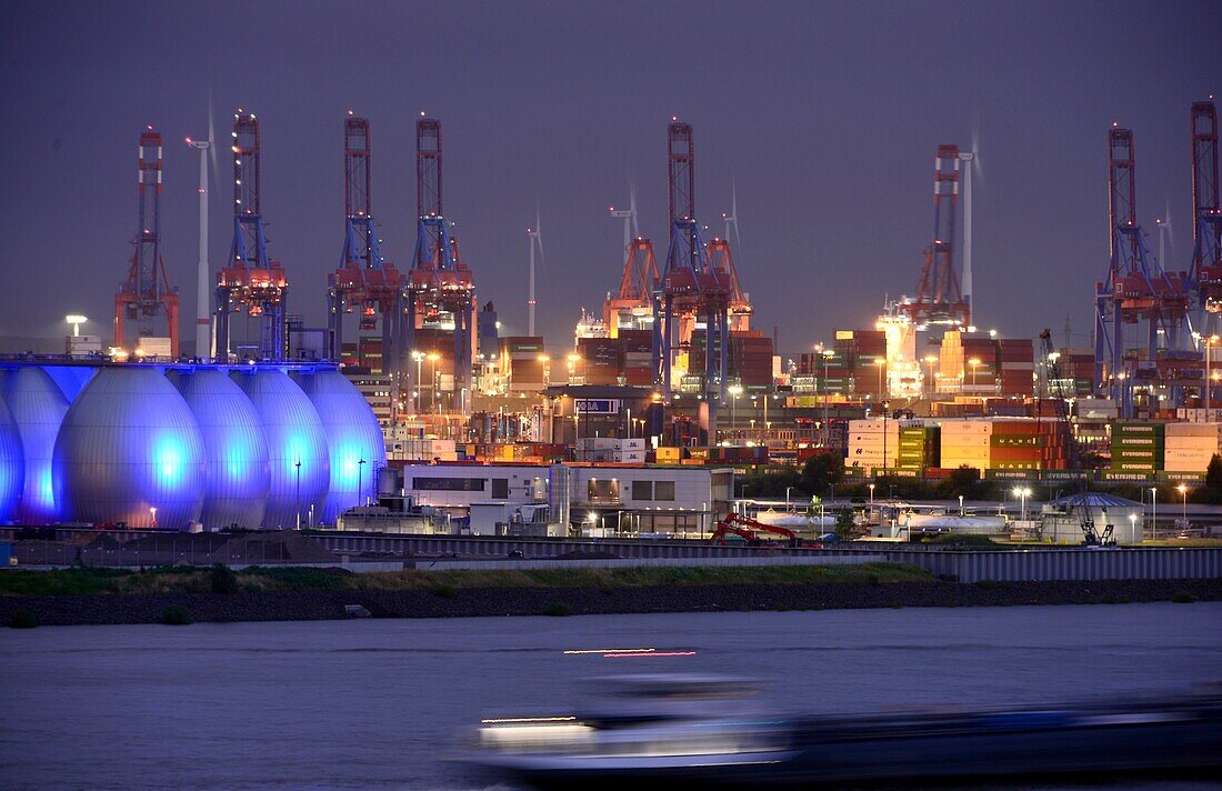 View from Altona of the port, silos and cranes, Hamburg, Germany