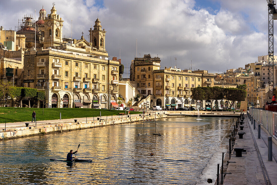 Stimmungsvoller Nachmittag in Vittoriosa, Valletta, Malta, Europa