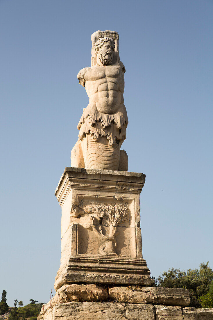 Statue, Odeon von Agrippa, antike Agora, Athen, Griechenland, Europa