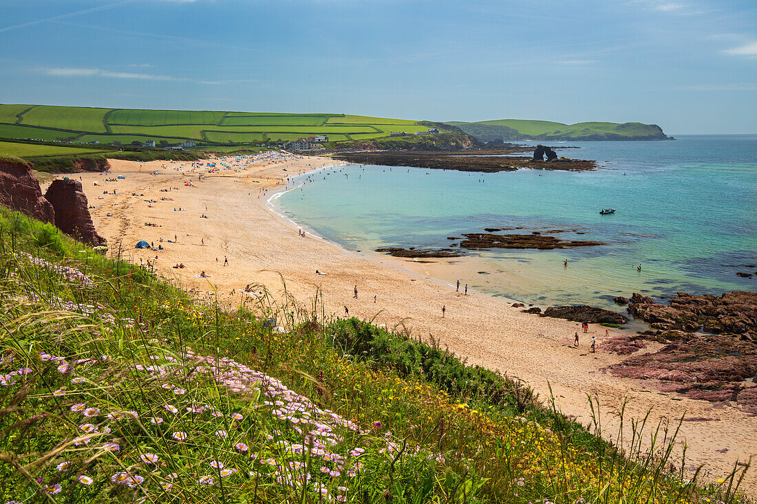 Thurlestone Sand and South Milton Sands beach with Thurlestone Rock, Thurlestone, South Hams district, Devon, England, United Kingdom, Europe