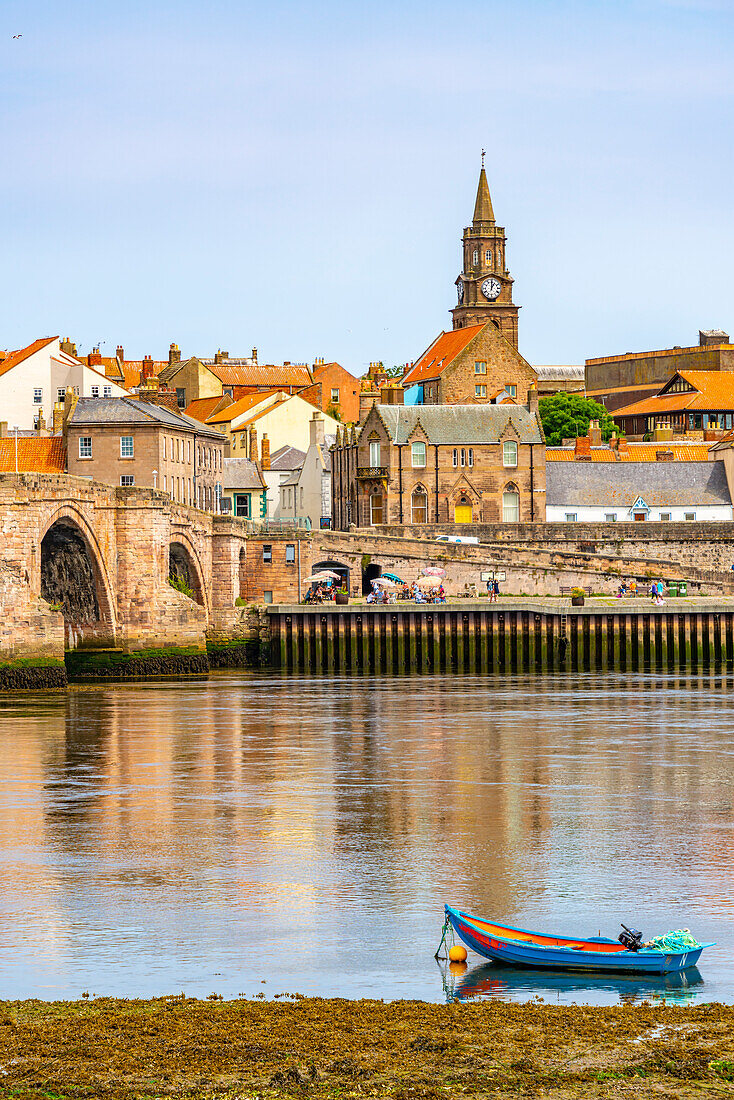 View of River Tweed and town buildings, Berwick-upon-Tweed, Northumberland, England, United Kingdom, Europe