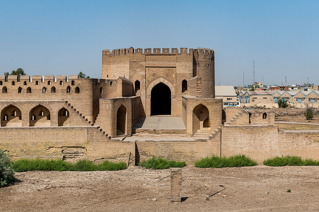 Bab Al-Wastani, old city gate, Baghdad, Iraq, Middle East