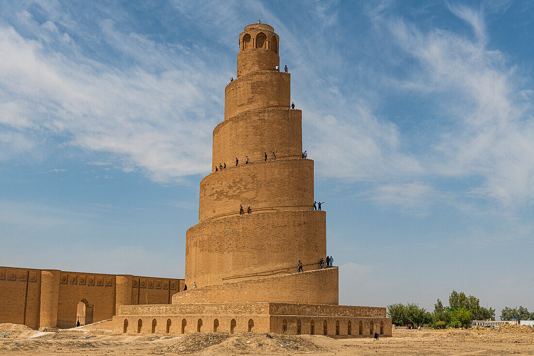 Spiral minaret of the Great Mosque of Samarra, UNESCO World Heritage Site, Samarra, Iraq, Middle East