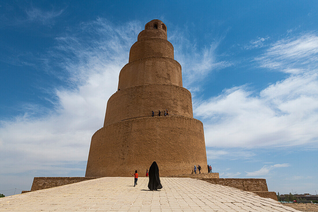 Spiralförmige Minarett der großen Moschee von Samarra, UNESCO-Weltkulturerbe, Samarra, Irak, Naher Osten
