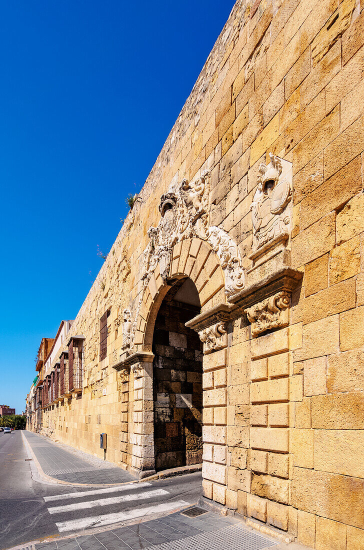 Old Town Walls, Tarragona, Catalonia, Spain, Europe