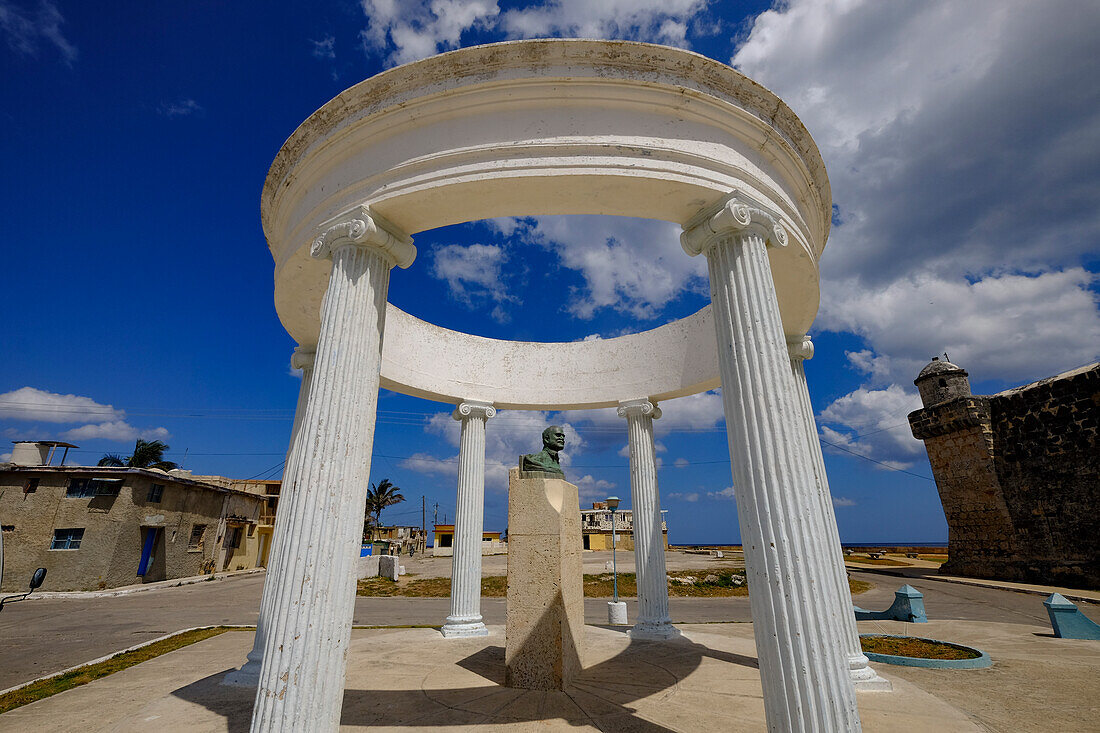 Skulptur von Ernest Hemingway in Cojimar Fort, Cojimar, Kuba, Westindische Inseln, Mittelamerika