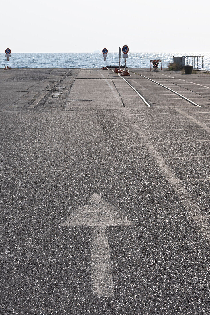 Dead end in the port of Trieste, Veneto, Veneto, Friuli-Venezia Giulia, Trieste, Italy, Europe