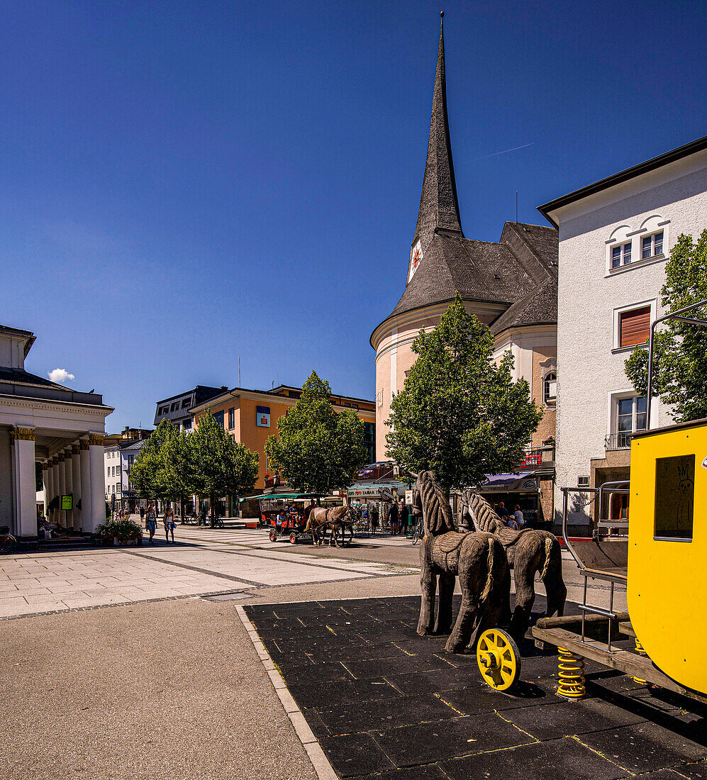 Kutschfahrt im Stadtzentrum von Bad Ischl, Oberösterreich, Österreich