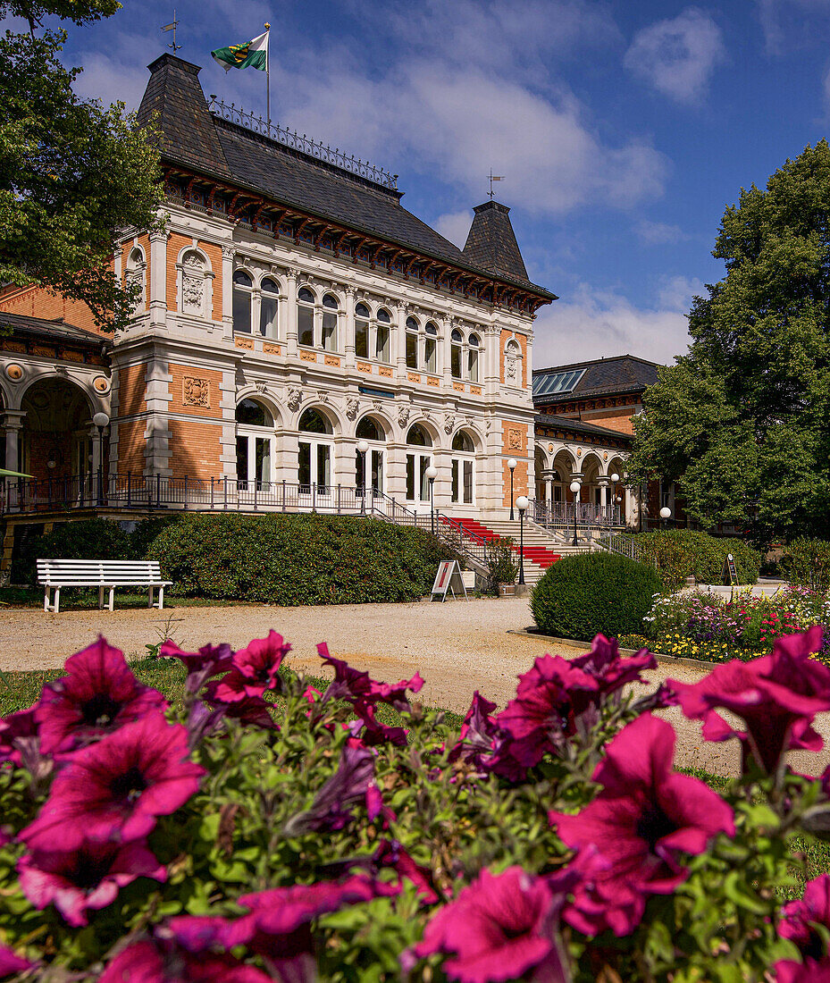 Königliches Kurhaus im Kurpark, Bad Elster, Vogtland, Sachsen, Deutschland