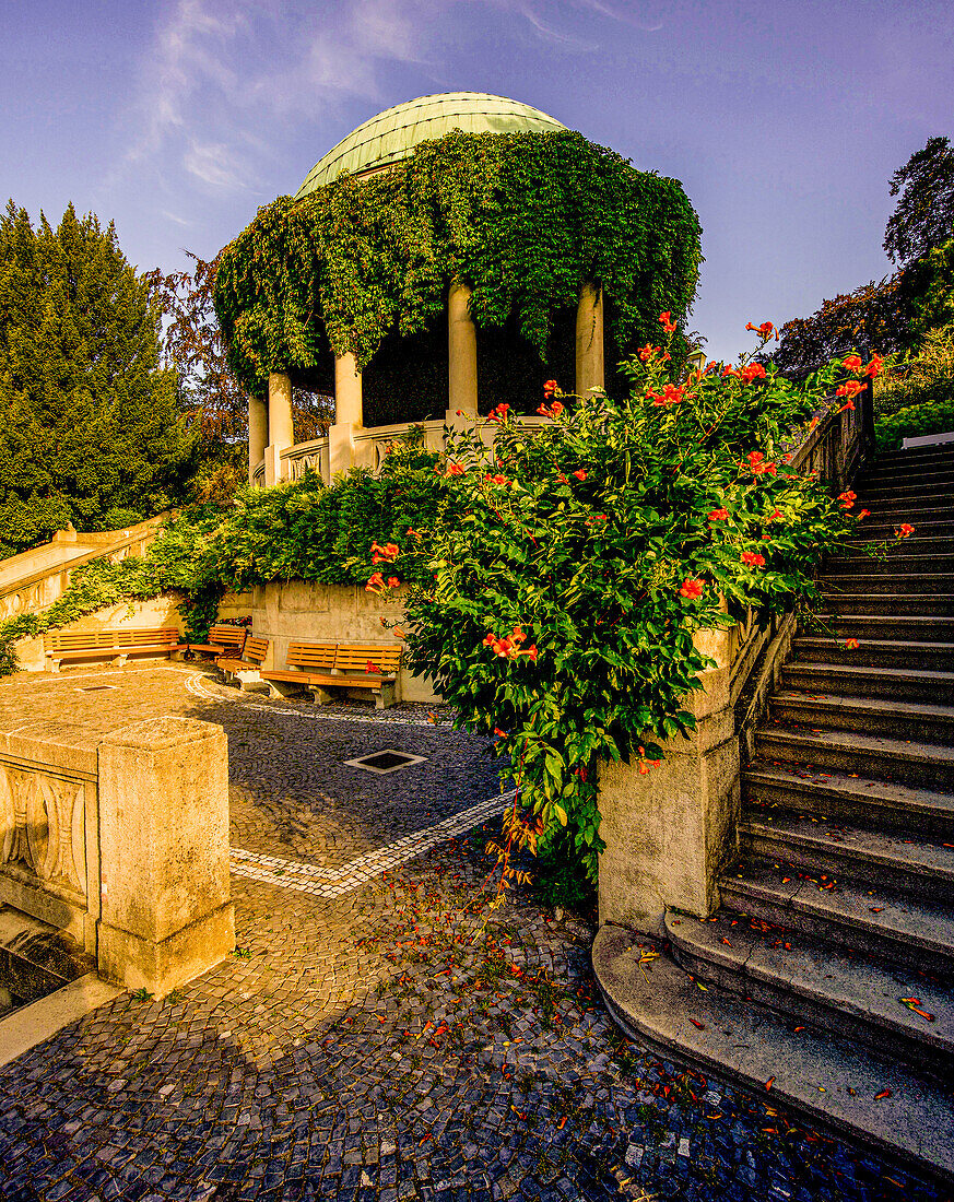 Beethoven-Tempel im oberen Kurpark von Baden bei Wien, Niederösterreich; Österreich