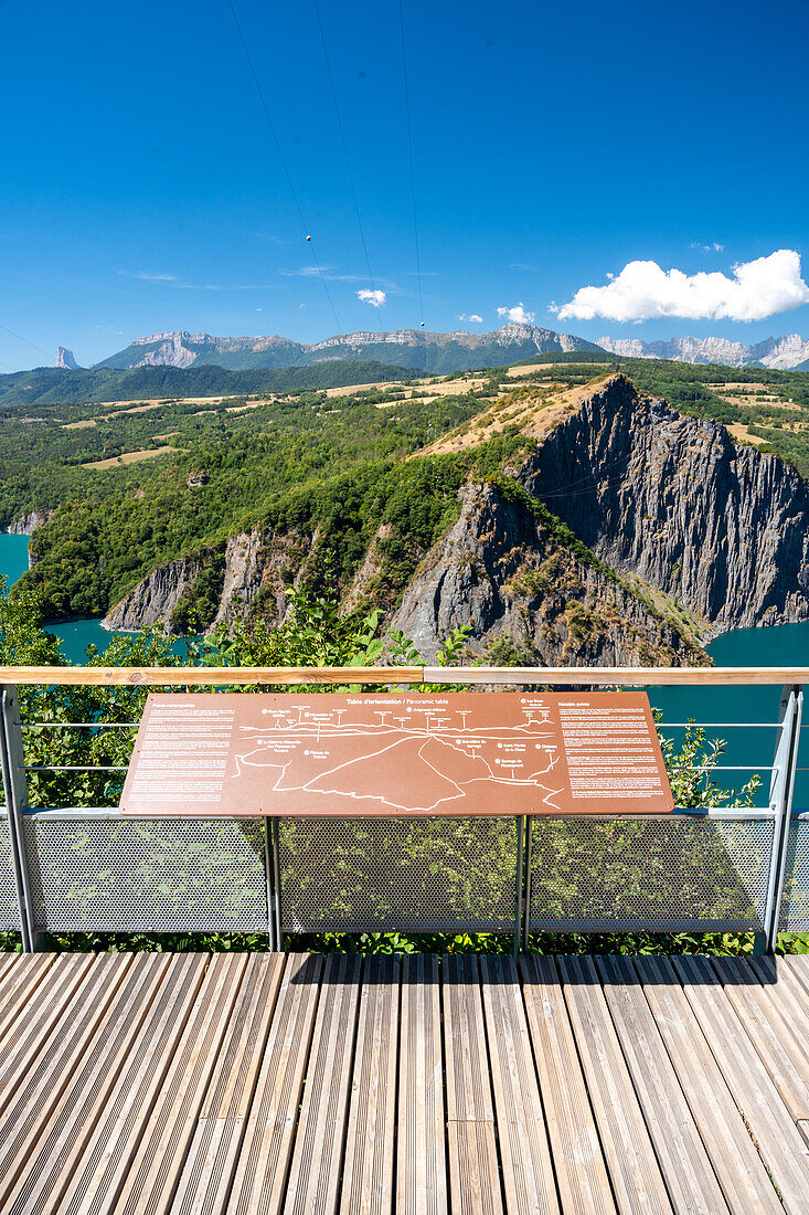 Infotafel am Belvédère du Petit Train de La Mure, Isère, Grenoble, Auvergne-Rhône-Alpes, Frankreich