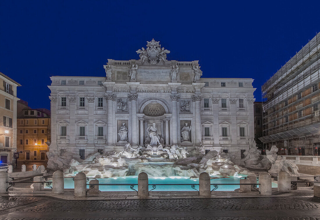 Italy, Rome, Trevi Fountain at dawn