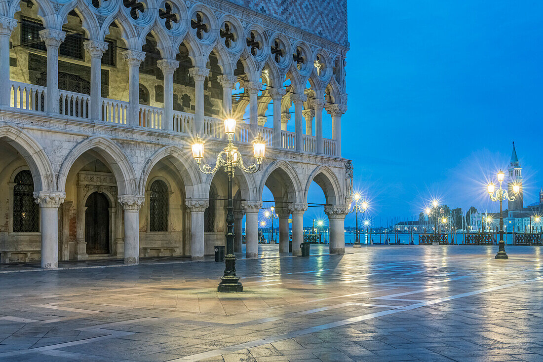 Italy, Venice. Doge's Palace at dawn