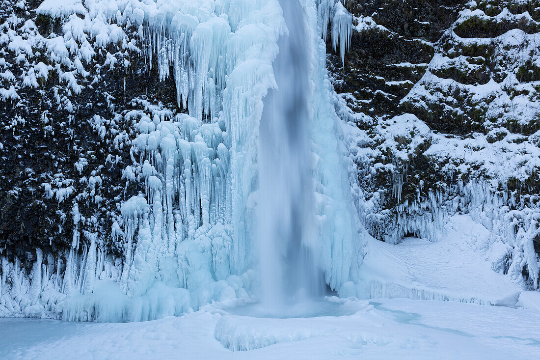 Oregon, Columbia River Gorge National Scenic Area, Horsetail Falls