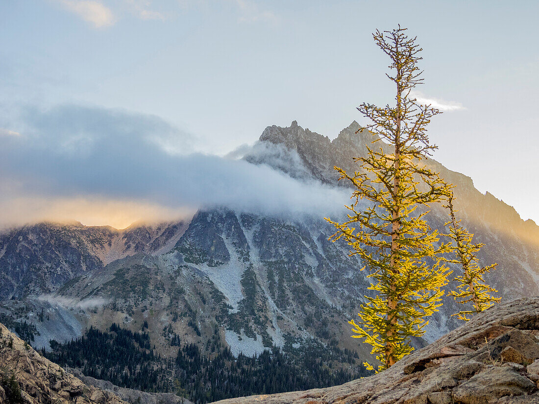 USA, Staat Washington. Alpine Lakes Wilderness, Stuart Range, Mount Stuart