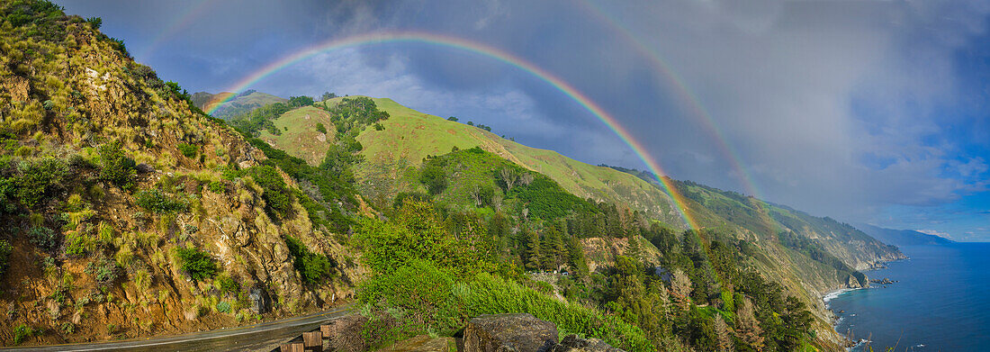 Regenbogen, Bereich Big Sur, Kalifornien, USA