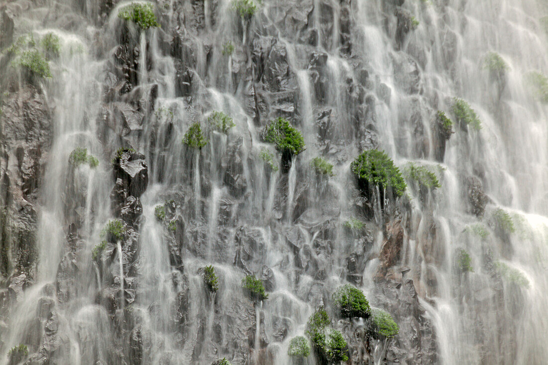 Waterfall close-up, Columbia River Gorge, Oregon