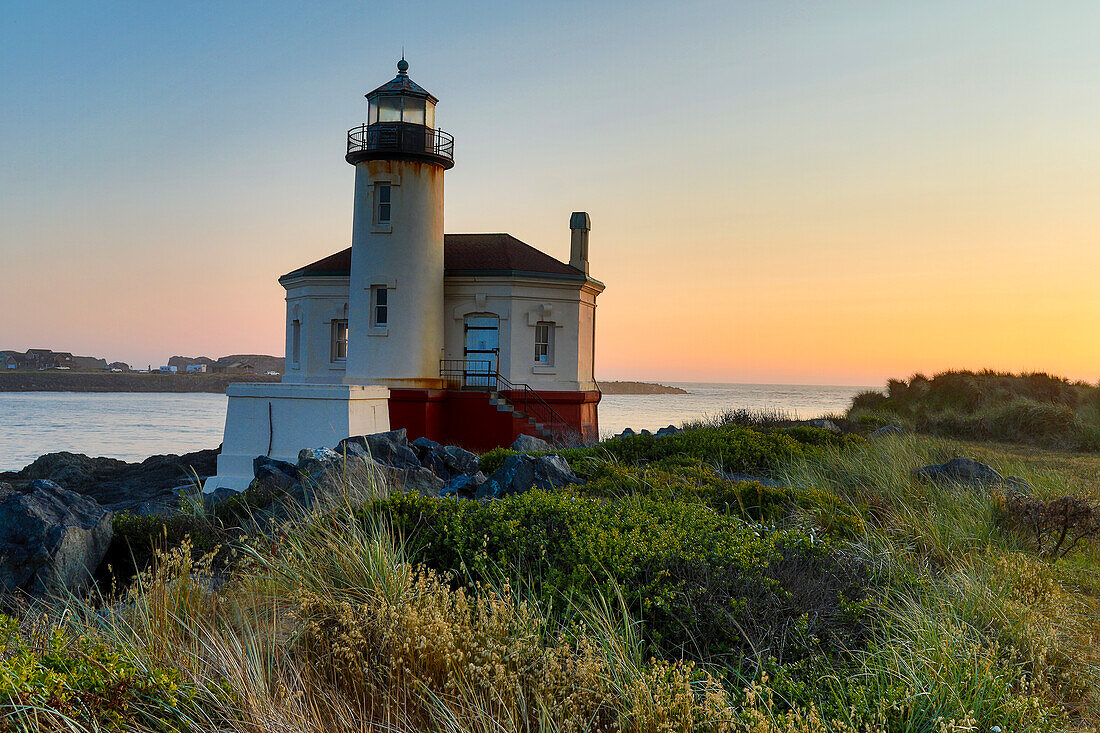 Evening light on Coquille River Lighthouse, Bullards Oregon State Park, Oregon