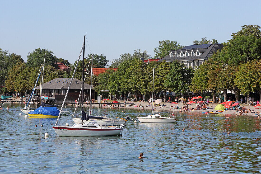Bathing bay on the promenade of the Ammersee in Herrsching, Five Lakes Region, Upper Bavaria, Bavaria, Germany