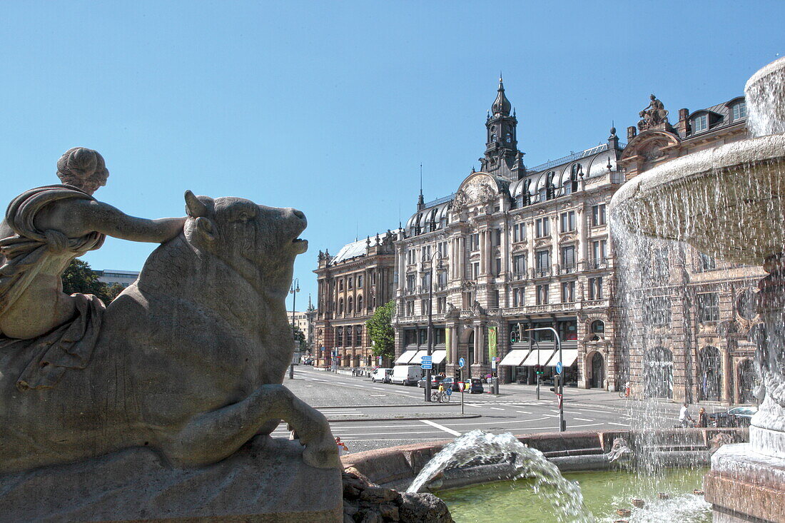 Maximiliansplatz, München, Bayern, Deutschland