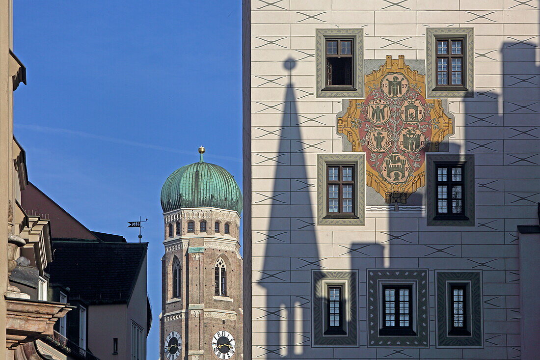Frauenkirche und Altes Rathaus, Marienplatz, München, Oberbayern, Bayern, Deutschland